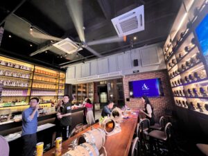 Energy Efficiency in Restaurants: How Ceiling Fans Lower Cooling Costs - RTFANS Industrial Ventilation & Cooling